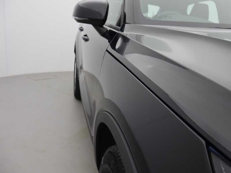 2022 (22) VOLVO XC40 2.0 B3P Core 5dr Auto 5604163