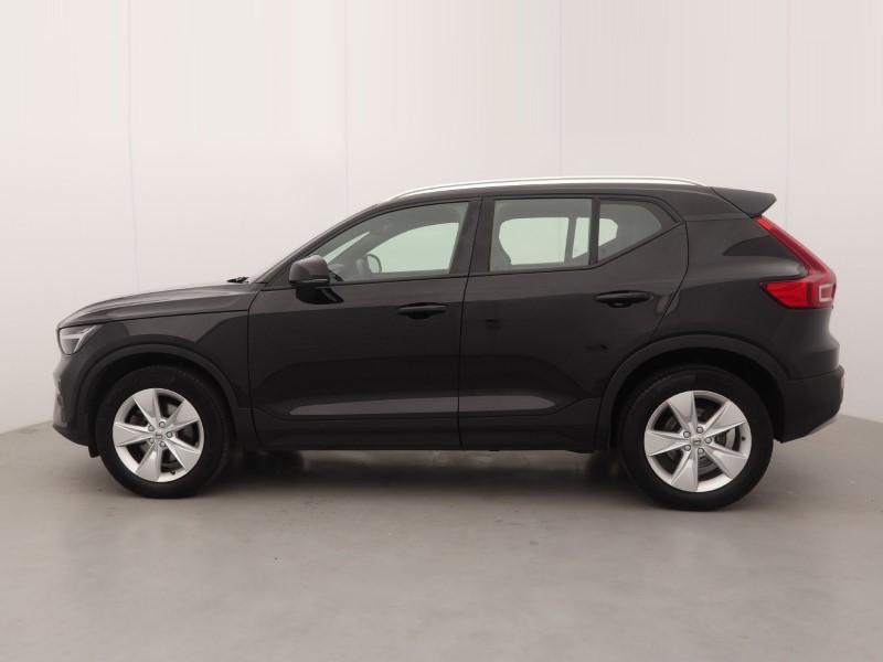2022 (22) VOLVO XC40 2.0 B3P Core 5dr Auto 5604148