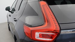 2023 (23) VOLVO XC40 2.0 B3P Ultimate Dark 5dr Auto 5640936