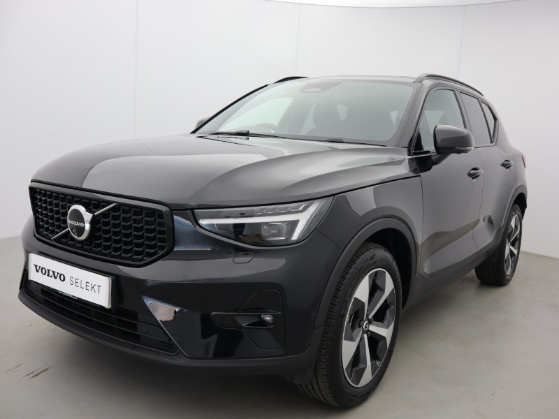 2023 (23) VOLVO XC40 2.0 B3P Ultimate Dark 5dr Auto 5640931