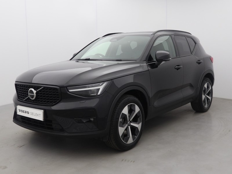 2023 (23) VOLVO XC40 2.0 B3P Ultimate Dark 5dr Auto 5640921