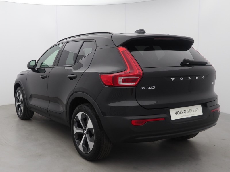 2023 (23) VOLVO XC40 2.0 B3P Ultimate Dark 5dr Auto 5640927