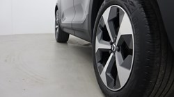 2023 (23) VOLVO XC40 2.0 B3P Ultimate Dark 5dr Auto 5640944