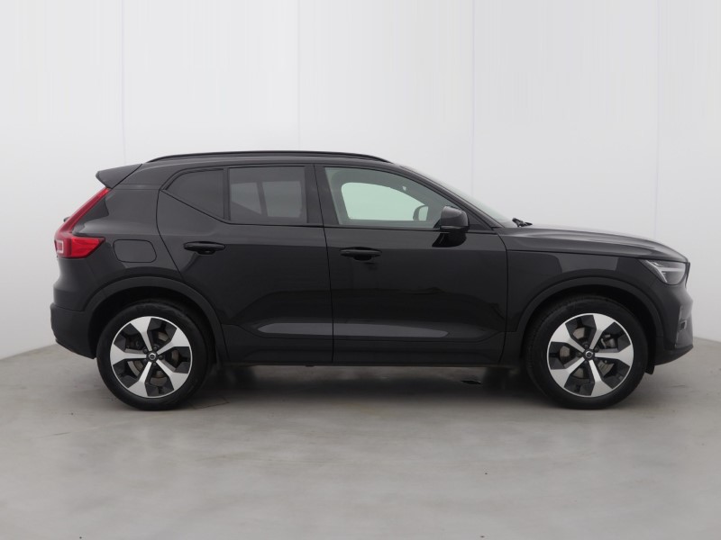2023 (23) VOLVO XC40 2.0 B3P Ultimate Dark 5dr Auto 5640926