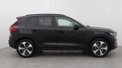 2023 (23) VOLVO XC40 2.0 B3P Ultimate Dark 5dr Auto 5640926
