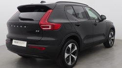 2023 (23) VOLVO XC40 2.0 B3P Ultimate Dark 5dr Auto 5640928