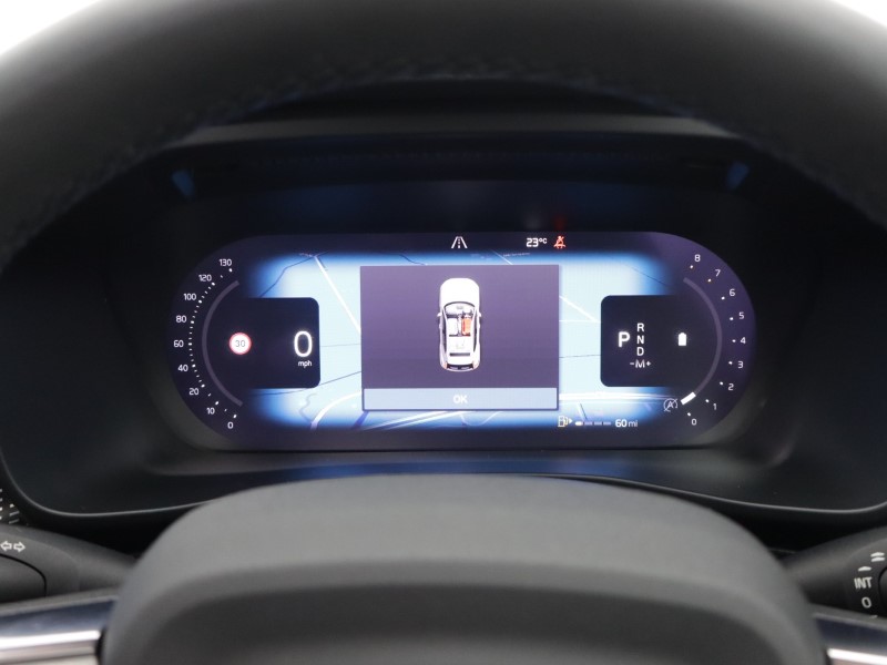 2023 (23) VOLVO XC40 2.0 B3P Ultimate Dark 5dr Auto 5640971