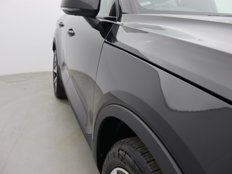 2023 (23) VOLVO XC40 2.0 B3P Ultimate Dark 5dr Auto 5640935