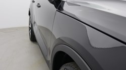 2023 (23) VOLVO XC40 2.0 B3P Ultimate Dark 5dr Auto 5640935