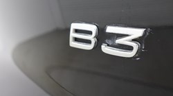 2023 (23) VOLVO XC40 2.0 B3P Ultimate Dark 5dr Auto 5640938