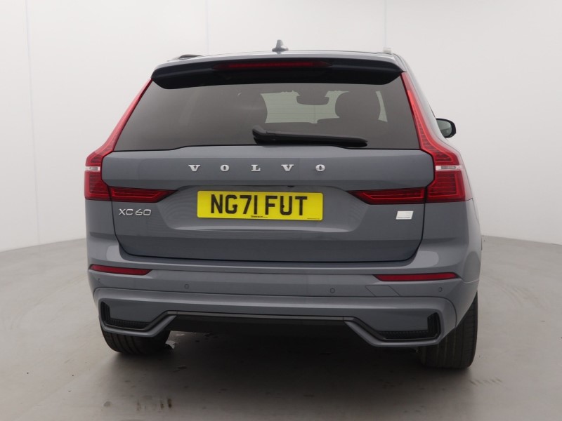 2022 (71) VOLVO XC60 2.0 T8 Recharge PHEV R DESIGN Pro 5dr AWD Auto 5635443