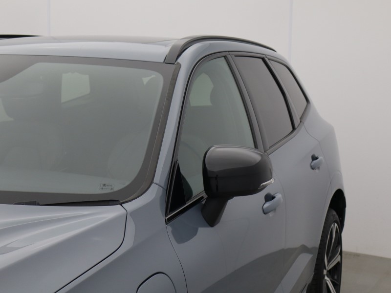 2022 (71) VOLVO XC60 2.0 T8 Recharge PHEV R DESIGN Pro 5dr AWD Auto 5635486