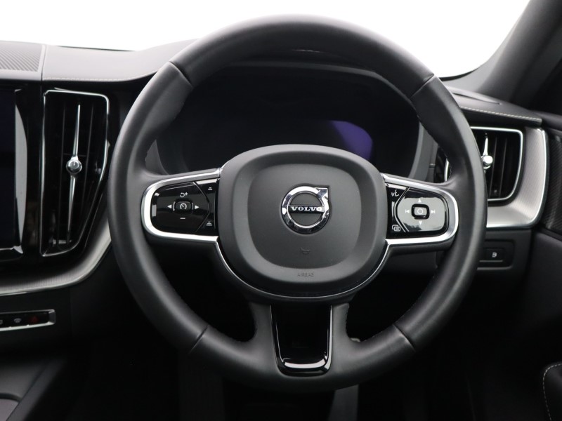 2022 (71) VOLVO XC60 2.0 T8 Recharge PHEV R DESIGN Pro 5dr AWD Auto 5635456