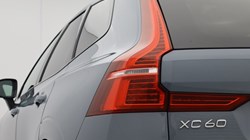 2022 (71) VOLVO XC60 2.0 T8 Recharge PHEV R DESIGN Pro 5dr AWD Auto 5635479