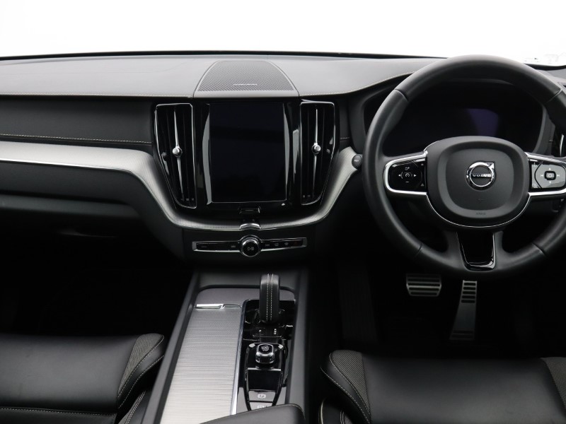 2022 (71) VOLVO XC60 2.0 T8 Recharge PHEV R DESIGN Pro 5dr AWD Auto 5635455