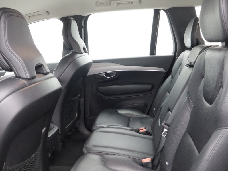 2022 (22) VOLVO XC90 2.0 B5D [235] Momentum 5dr AWD Geartronic 5636983