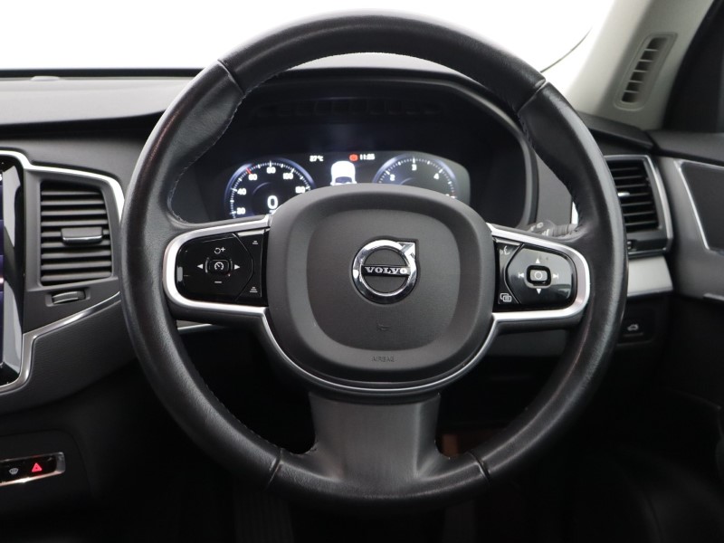 2022 (22) VOLVO XC90 2.0 B5D [235] Momentum 5dr AWD Geartronic 5637003