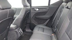 2025 (75) VOLVO XC40 2.0 B4P Ultra Dark 5dr Auto 5648688