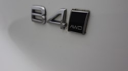 2023 (23) VOLVO XC40 2.0 B4P Plus Dark 5dr AWD Auto 5623092