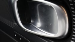 2023 (23) VOLVO XC40 2.0 B4P Plus Dark 5dr AWD Auto 5623104