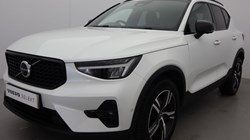 2023 (23) VOLVO XC40 2.0 B4P Plus Dark 5dr AWD Auto 5623084