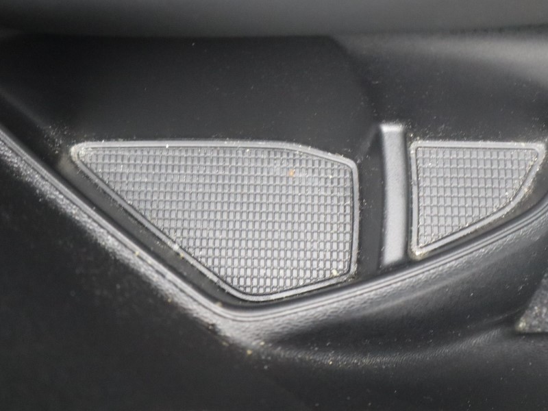 2023 (23) VOLVO XC40 2.0 B4P Plus Dark 5dr AWD Auto 5623130