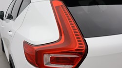 2023 (23) VOLVO XC40 2.0 B4P Plus Dark 5dr AWD Auto 5623090