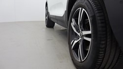 2023 (23) VOLVO XC40 2.0 B4P Plus Dark 5dr AWD Auto 5623095