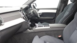 2025 (25) VOLVO XC90 2.0 B5P Plus Dark 5dr AWD Geartronic 5636404
