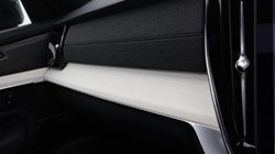 2025 (25) VOLVO XC90 2.0 B5P Plus Dark 5dr AWD Geartronic 5636444