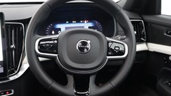 2025 (25) VOLVO XC90 2.0 B5P Plus Dark 5dr AWD Geartronic 5636429