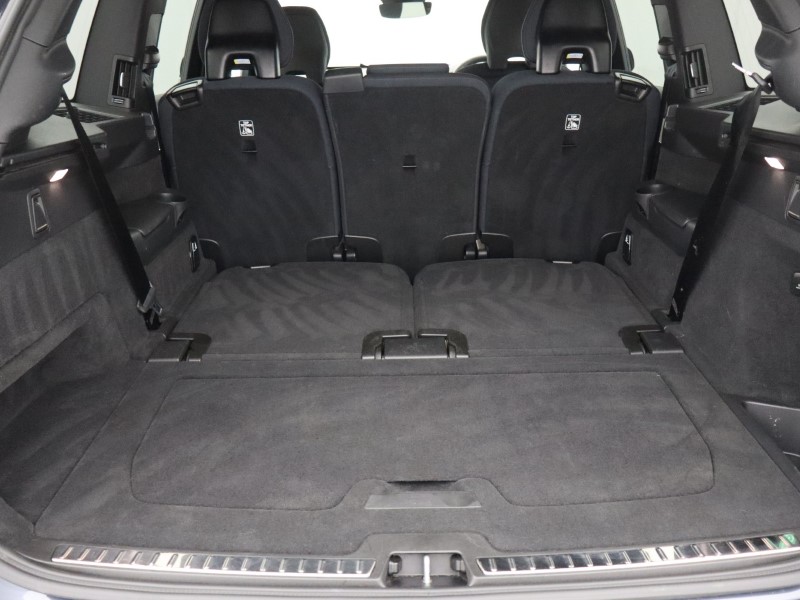 2025 (25) VOLVO XC90 2.0 B5P Plus Dark 5dr AWD Geartronic 5636398