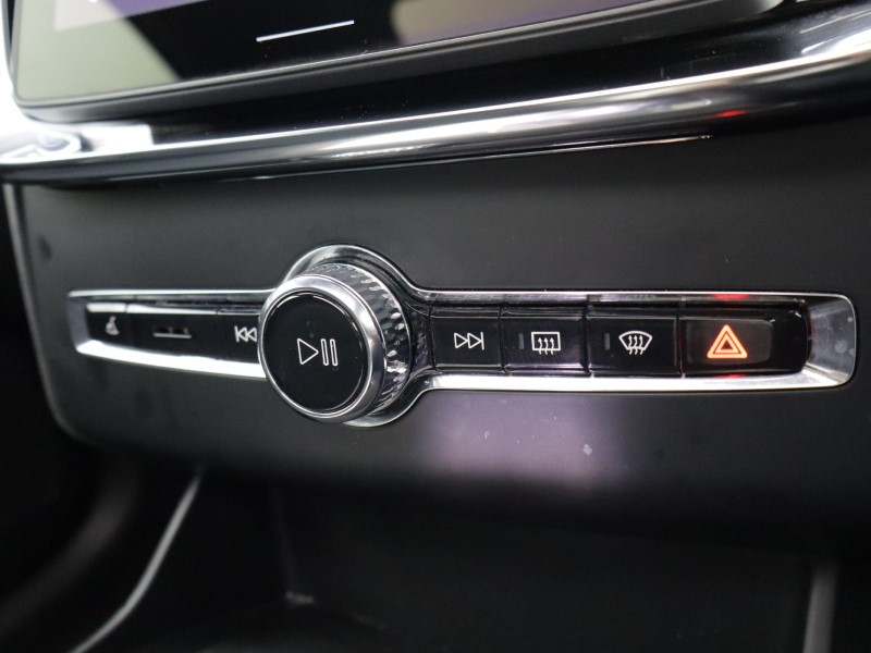 2025 (25) VOLVO XC90 2.0 B5P Plus Dark 5dr AWD Geartronic 5636441