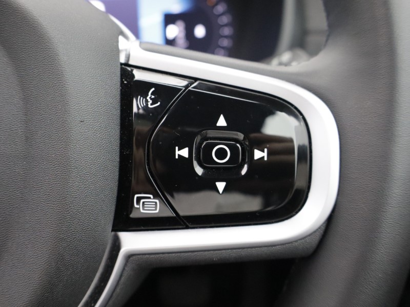 2025 (25) VOLVO XC90 2.0 B5P Plus Dark 5dr AWD Geartronic 5636431
