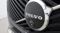 2025 (25) VOLVO XC90 2.0 B5P Plus Dark 5dr AWD Geartronic 5636390