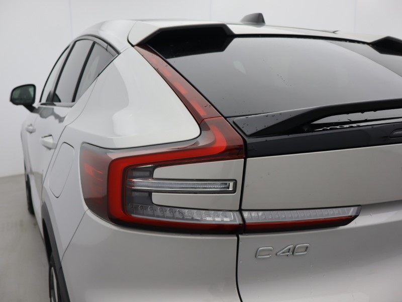 2023 (23) VOLVO C40 170kW Recharge Ultimate 69kWh 5dr Auto 5665838