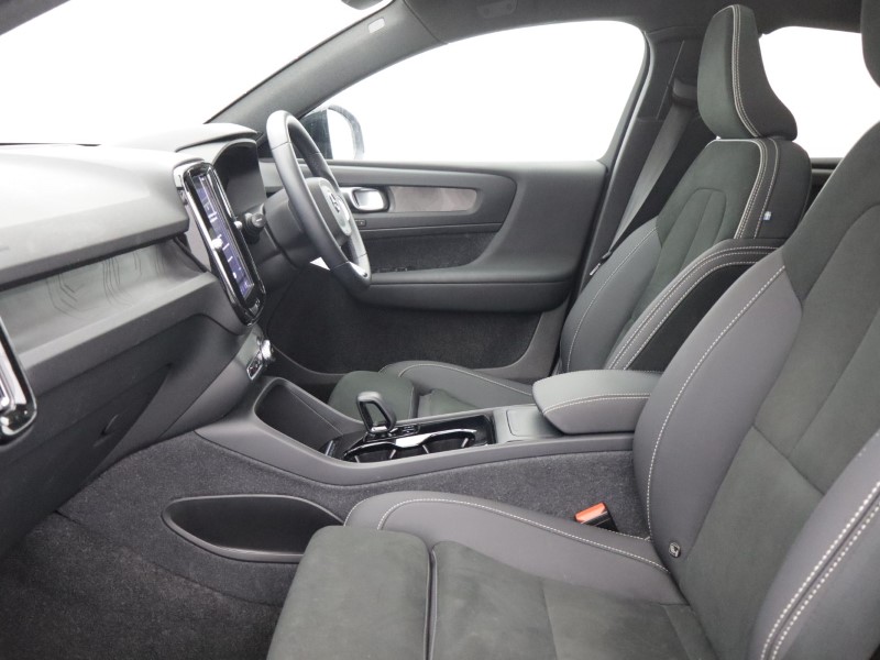 2023 (23) VOLVO C40 170kW Recharge Ultimate 69kWh 5dr Auto 5665847