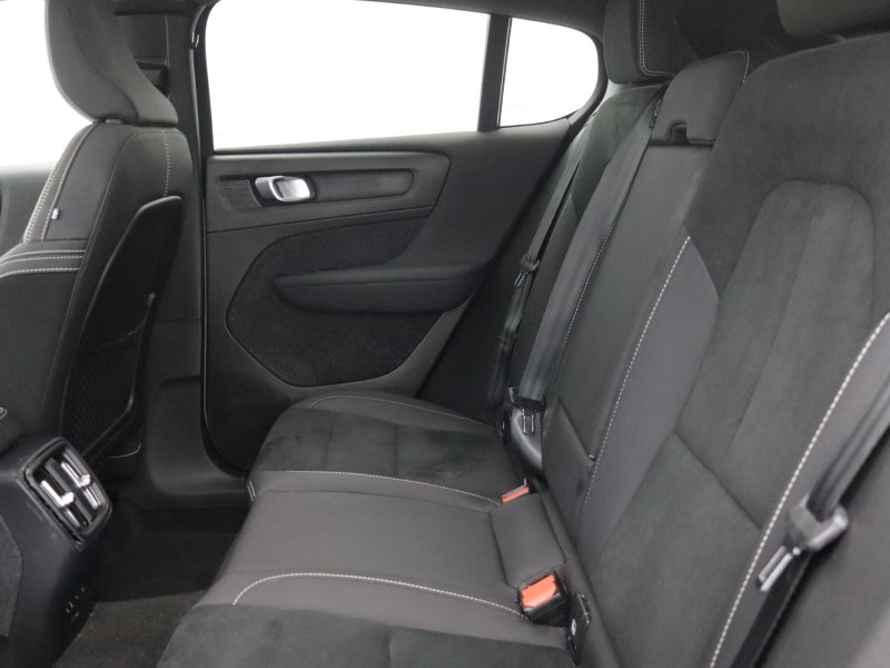 2023 (23) VOLVO C40 170kW Recharge Ultimate 69kWh 5dr Auto 5665848