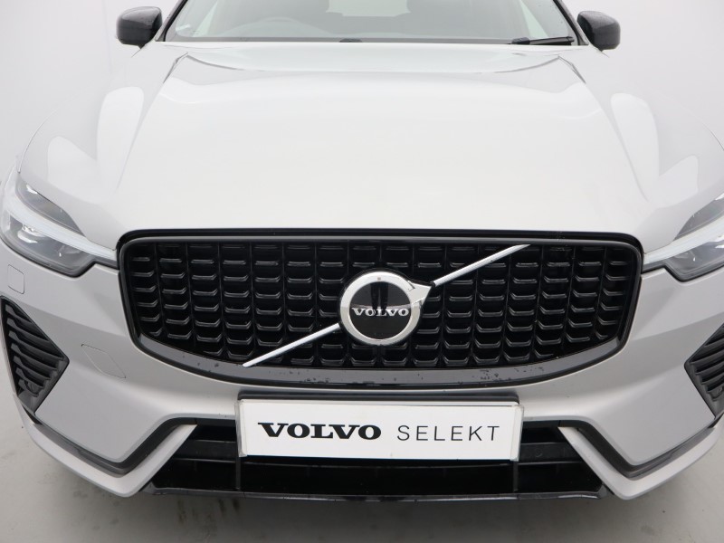 2021 (21) VOLVO XC60 2.0 B5P R DESIGN 5dr Geartronic 5620597