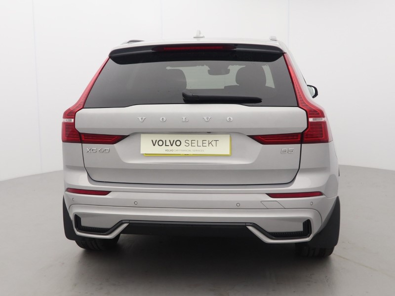 2021 (21) VOLVO XC60 2.0 B5P R DESIGN 5dr Geartronic 5620589