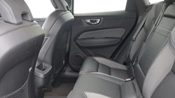 2021 (21) VOLVO XC60 2.0 B5P R DESIGN 5dr Geartronic 5620610