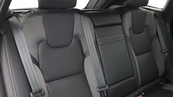 2021 (21) VOLVO XC60 2.0 B5P R DESIGN 5dr Geartronic 5620625
