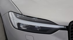 2021 (21) VOLVO XC60 2.0 B5P R DESIGN 5dr Geartronic 5620594