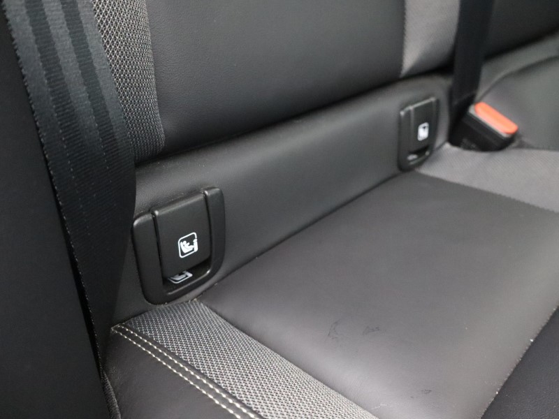 2021 (21) VOLVO XC60 2.0 B5P R DESIGN 5dr Geartronic 5620624