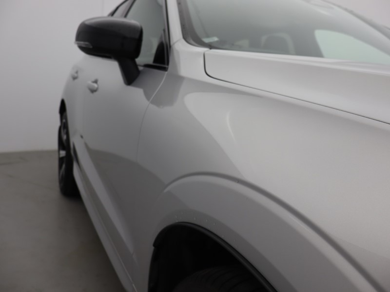 2021 (21) VOLVO XC60 2.0 B5P R DESIGN 5dr Geartronic 5620599