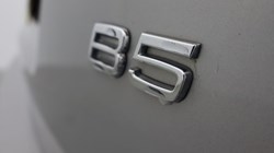 2021 (21) VOLVO XC60 2.0 B5P R DESIGN 5dr Geartronic 5620602