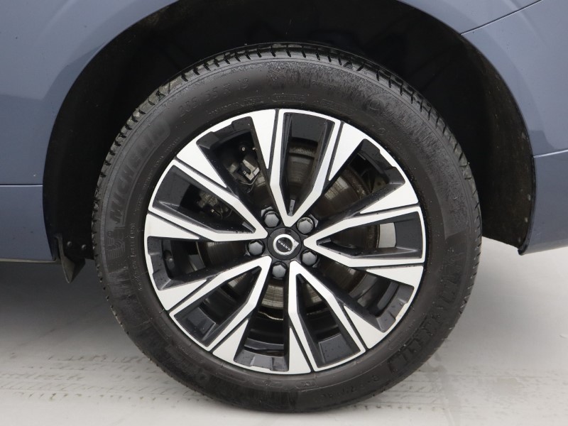 2025 (74) VOLVO XC60 2.0 B5P Plus Dark 5dr AWD Geartronic 5657375