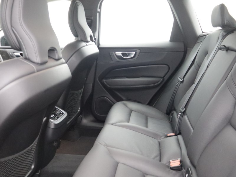 2025 (74) VOLVO XC60 2.0 B5P Plus Dark 5dr AWD Geartronic 5657379