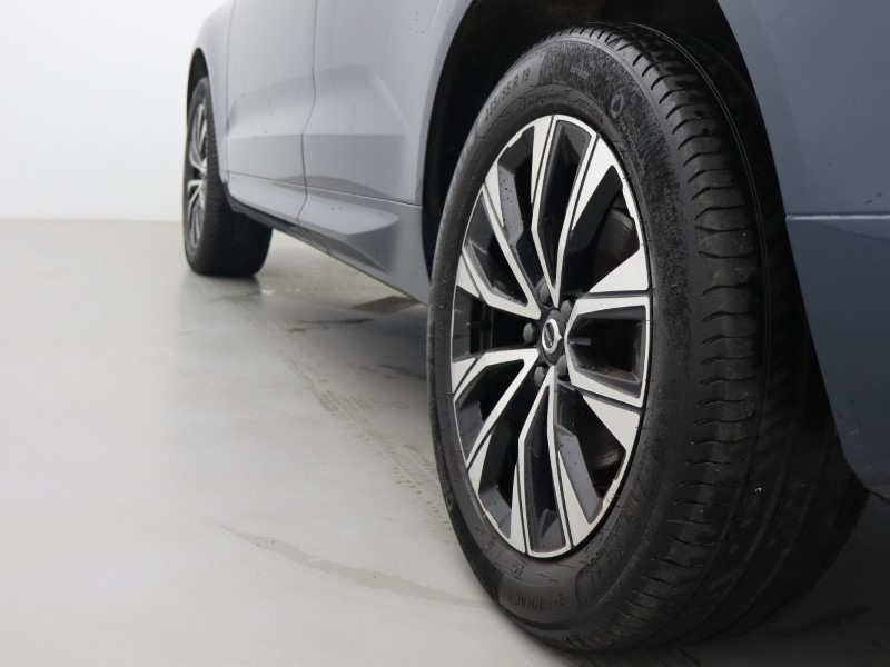2025 (74) VOLVO XC60 2.0 B5P Plus Dark 5dr AWD Geartronic 5657376