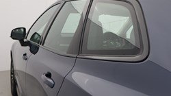 2025 (74) VOLVO XC60 2.0 B5P Plus Dark 5dr AWD Geartronic 5657374